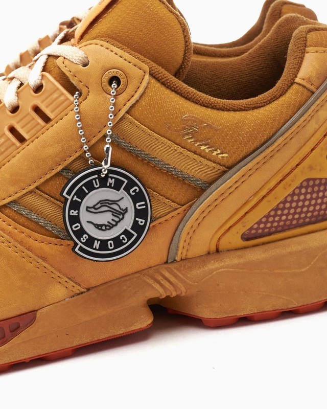 【関税&送料込】Golden Sneakers Brown END. x adidas ZX 8000